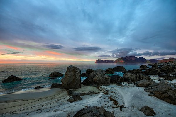 Secrets Enchantés et Légendes de la Montagne Sainte-Victoire